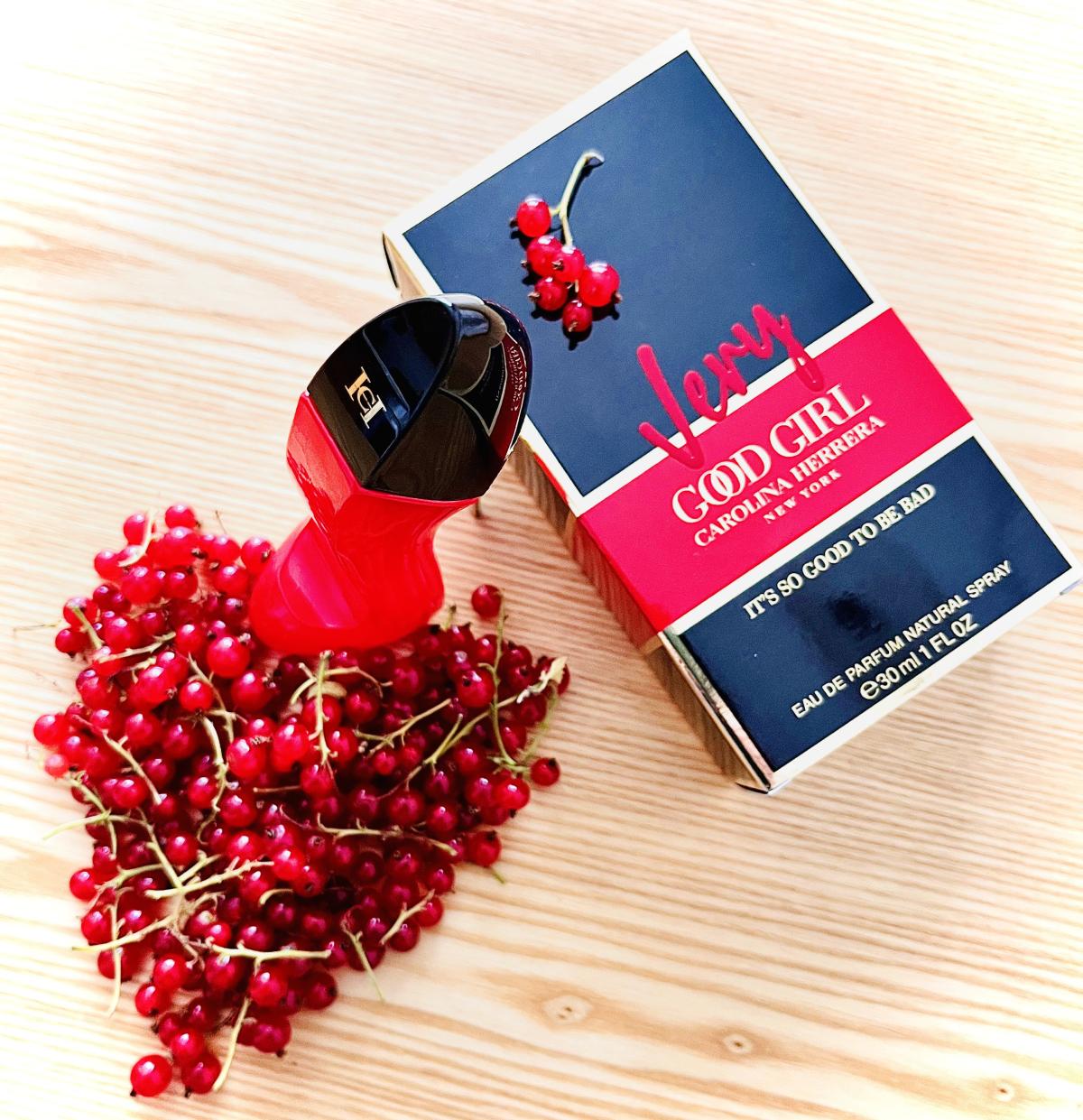Парфюмерная вода Carolina Herr – обзор и цена Perfume Fragrance Rose
